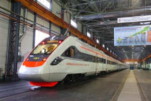 У Польщу з Києва прибув перший тестовий потяг "Інтерсіті+"