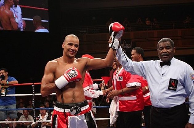 Силлах победил единогласным решением судей