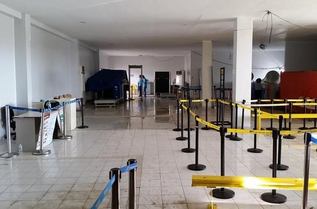 Жителів небезпечних прибережних районів Філіппін евакуюють