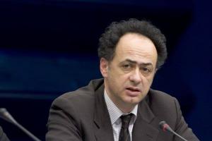 Посол ЄС закликав Київ якомога швидше оновити склад ЦВК