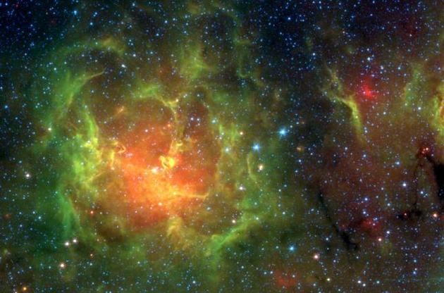 Астрономы получили снимок Тройной туманности