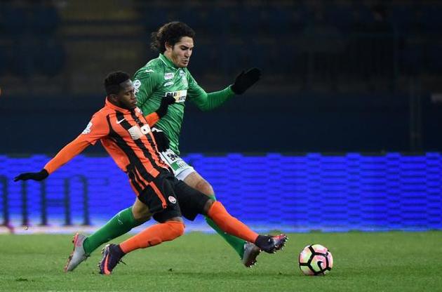 Густаво Бланко-Лещук в игре против своего будущего клуба