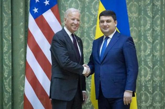 Гройсман зустрівся з Байденом