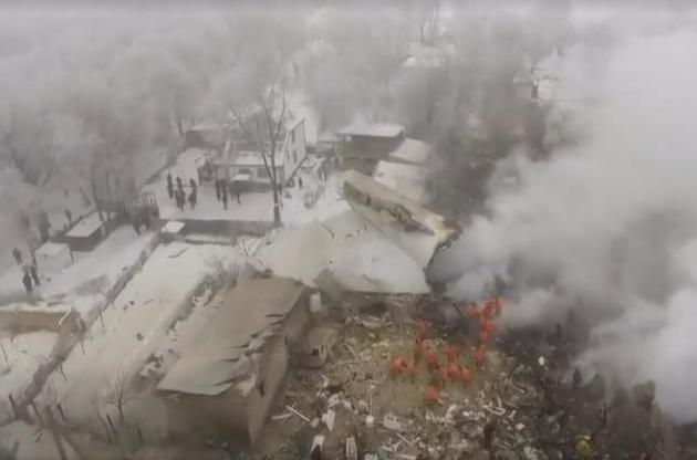 В сети появилось новое видео с места авиакатастрофы под Бишкеком