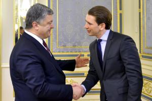 Президент обсудил с главой ОБСЕ ситуацию в Донбассе