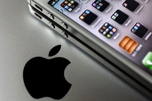 Apple судиться з власним постачальником чіпів