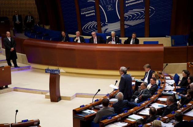 У ПАРЄ обговорять полонених українців