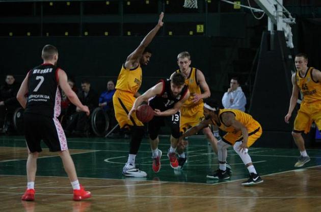 "Будивельник" разгромил "Волыньбаскет"
