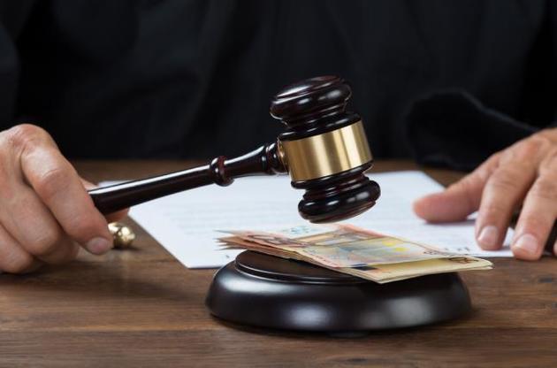 Суд відмовився заарештовувати спійманого на хабарі київського суддю