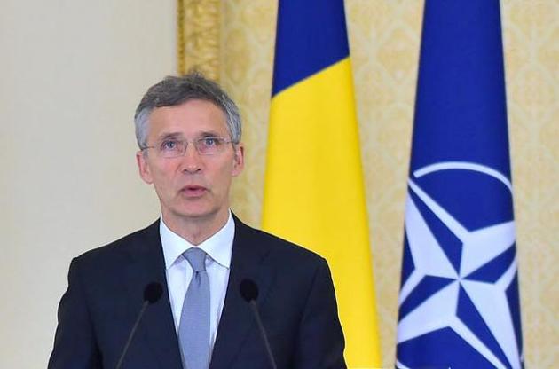 НАТО не визнає анексію Криму — Столтенберг
