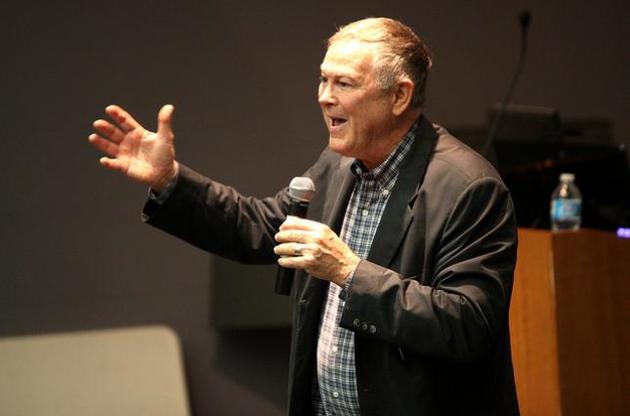 Республіканець Рорабейкер сказав, що Македонія - "не країна".