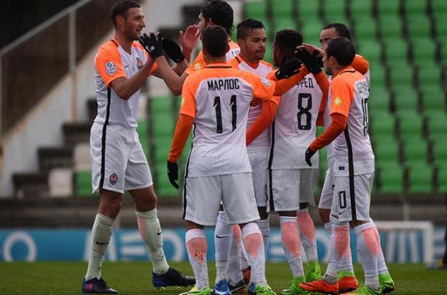 "Шахтер" разгромил "Риу Аве"