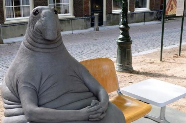 Найбільша площа Європи позбулася фігури Ждуна вже на стадії обговорення