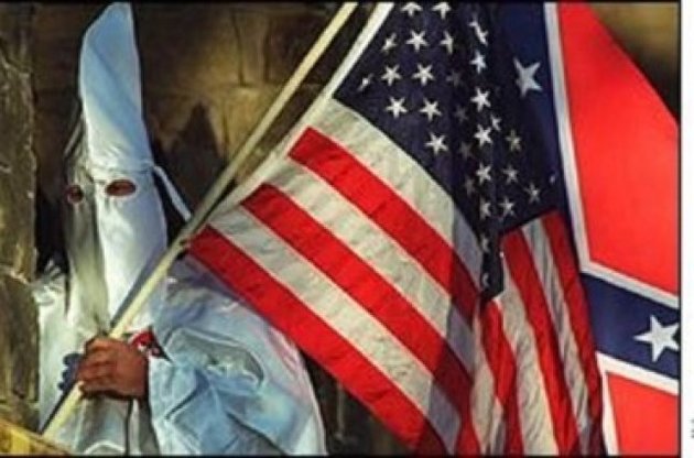 Один з лідерів "Ку-клукс-клану" знайдено мкртвым на березі річки