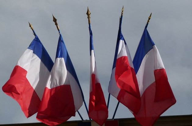 МИД Франции сожалеет по поводу решения России признать паспорта "ЛНР" и "ДНР"