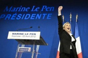 Французька поліція обшукала офіс партії Ле Пен