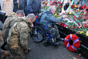 В Киеве почтили память Небесной Сотни: фоторепортаж