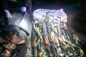 В Одесі затримали військовослужбовця з арсеналом нелегальної зброї