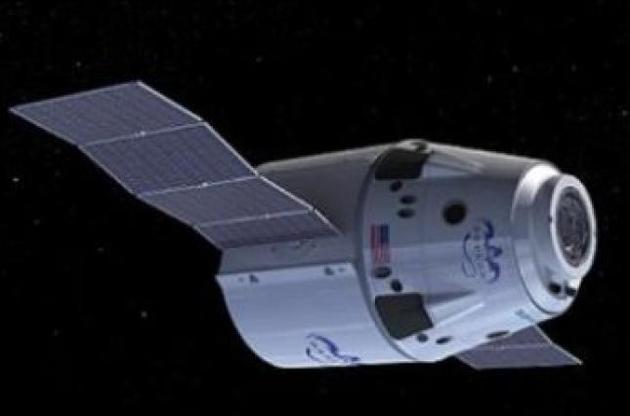 Dragon не зміг пристикуватися до МКС