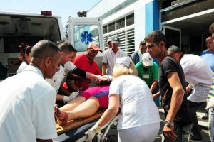 Шестеро людей загинули і десятки поранені в результаті зіткнення потягів на Кубі