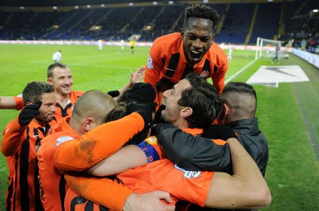 "Шахтер" продолжает уверенно лидировать