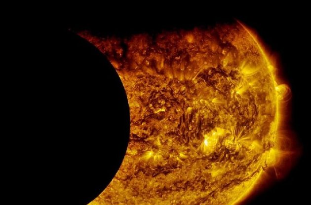 В сети появилось видео прошедшего солнечного затмения