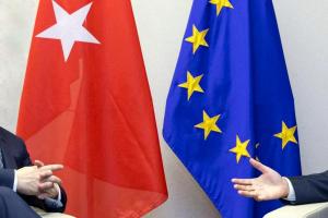 ЕС заблокировал евроинтеграционные выплаты для Турции
