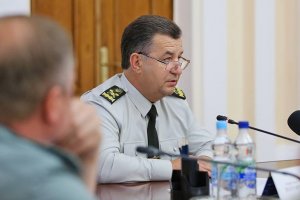 Министр обороны призвал офицеров запаса вернуться на службу