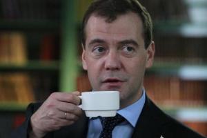 Российского премьера не уберегли, Медведев заболел гриппом