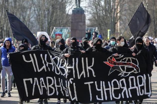 Лукашенко борется с призраком белорусского Майдана