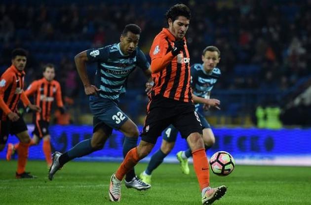 Бланко-Лещук забил головой