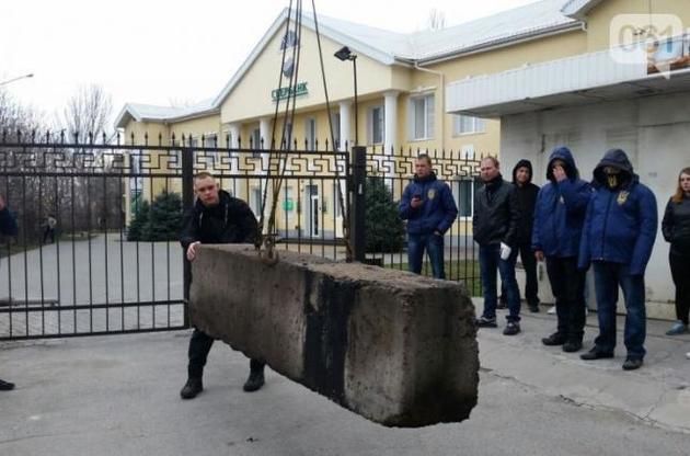 Блокаду со "Сбербанка" на время снимут