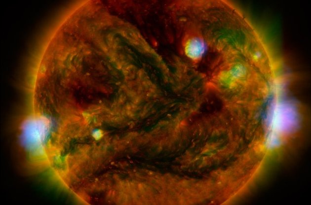 Ученые нашли у Солнца признаки планет