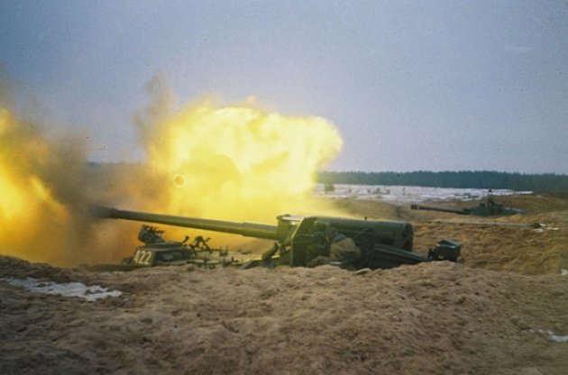 Террористы ОРЛО требуют у российских кураторов вооружить их артиллерийскими орудиями запрещенных калибров – ИС