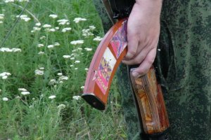 Російські найманці-дезертири в Донбасі займаються грабунками та пиятикою – розвідка