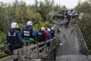 Медпрацівникам Донбасу бойовики забороняють розмовляти зі спостерігачами ОБСЄ