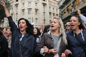 В Греции продолжается массовая забастовка против экономических реформ