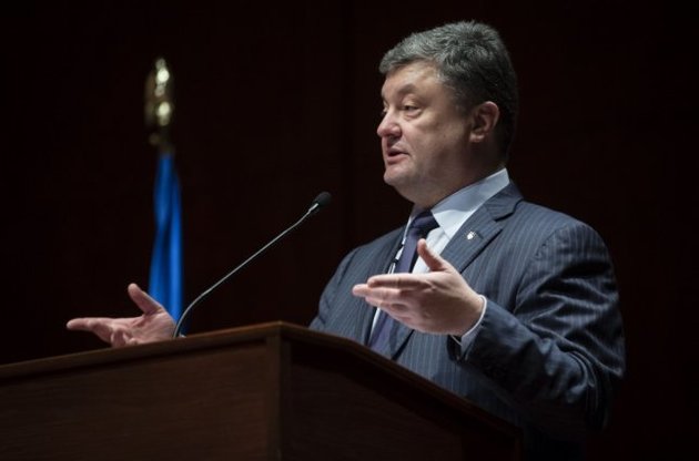 Порошенко рассказал, когда в Украине снова разрешат российские соцсети и сервисы