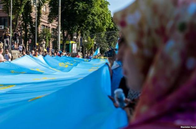 В Крыму в день памяти жертв геноцида крымскотатарского народа задерживают активистов