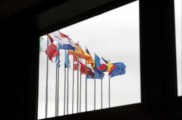 Министры ЕС согласовали антикризисный пакет на общую сумму 540 млрд евро