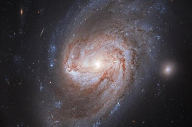 "Хаббл" сделал снимок "горящей" галактики