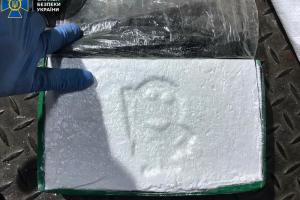 СБУ вилучила півцентнера кокаїну в порту на Одещині: фоторепортаж
