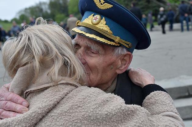 Голова Інституту нацпам'яті оцінив можливість скасування вихідного дня 9 травня