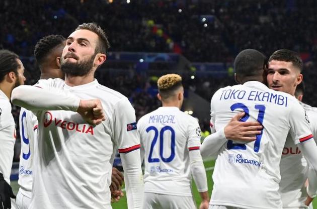 Французские клубы уничтожат в Лиге чемпионов из-за решения правительства - президент "Лиона"