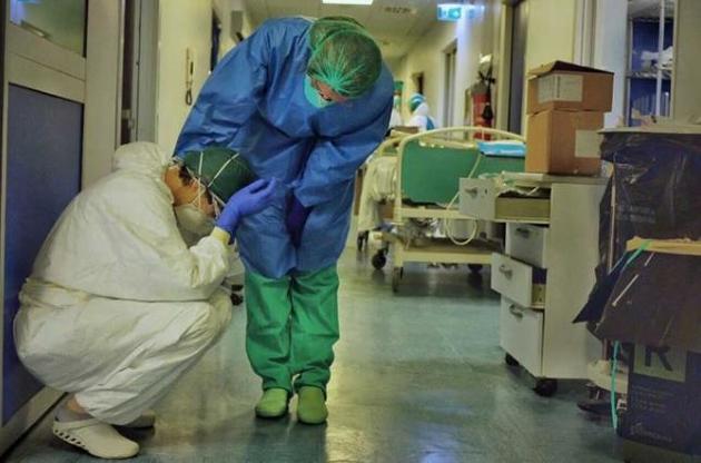 ВООЗ тісно співпрацює з урядами, щоб забезпечити збереження ключових заходів охорони здоров'я