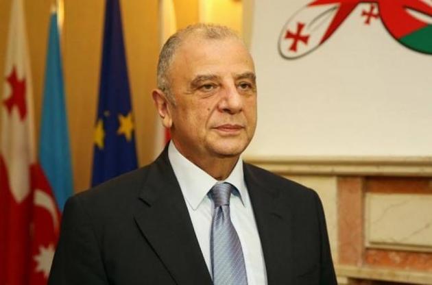 Посол має пройти двотижневий карантин