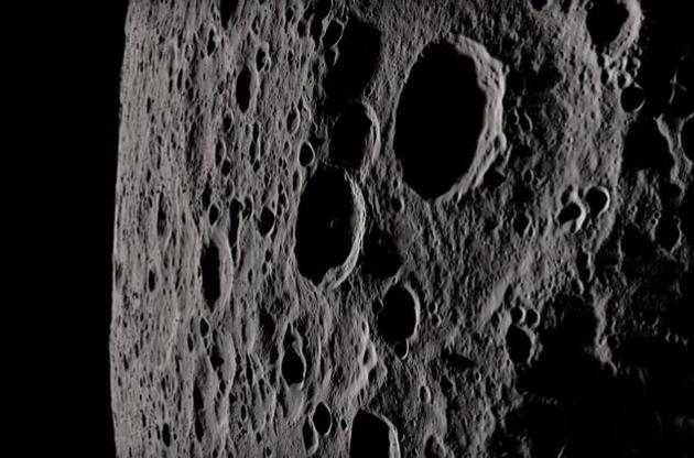 Названо причину формування гір на Місяці