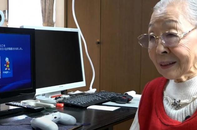90-річна японка грає на PlayStation 4