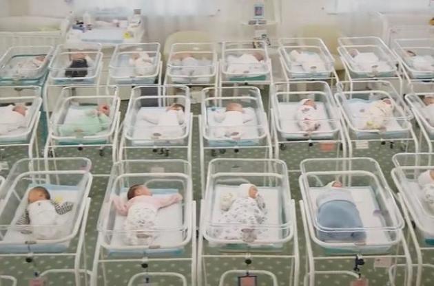 Украина попала в эпицентр скандала из-за рожденных для иностранцев младенцев — Денисова