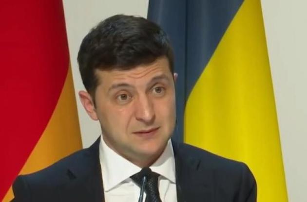 "В цих умовах складно зараз, але і з Німеччиною, і з Францією ми говорили"